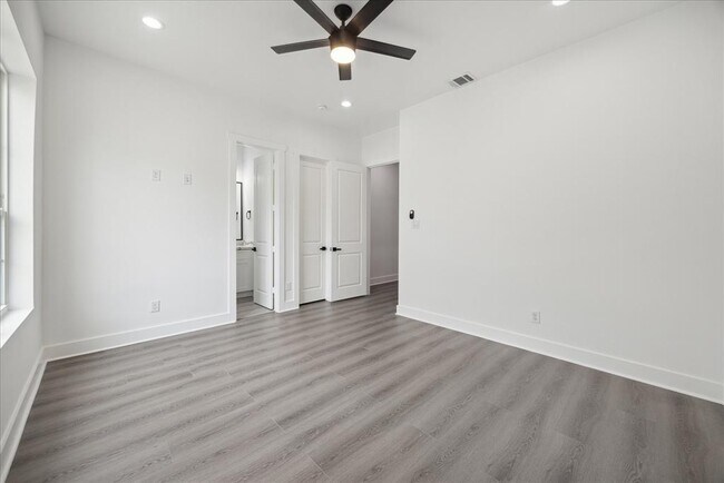 Building Photo - 10935 Brookeshire Chase Ln