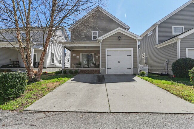 Building Photo - 326 Sedium Ln