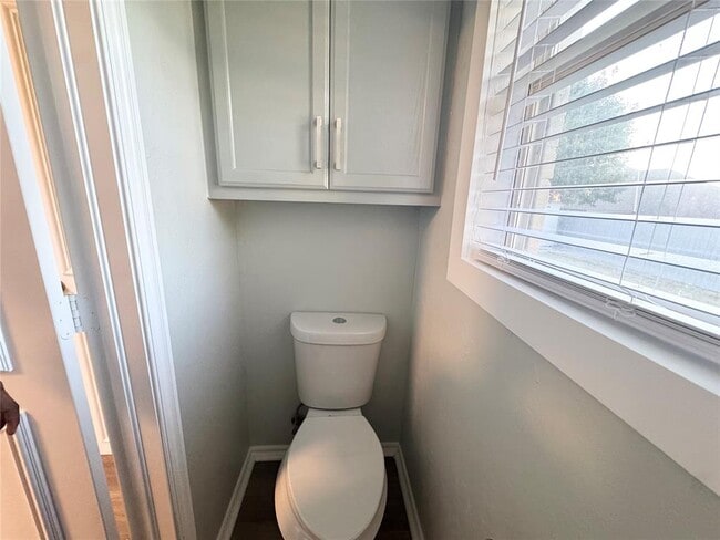 Building Photo - 8225 NW 83rd Pl