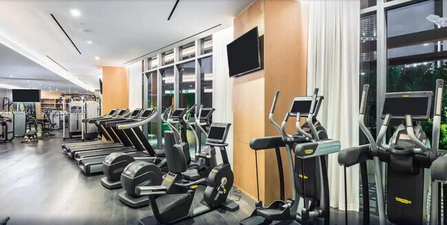 Building Photo - 801 S Miami Ave