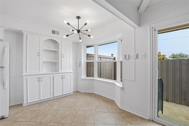 Building Photo - 7351 Wellcrest Dr