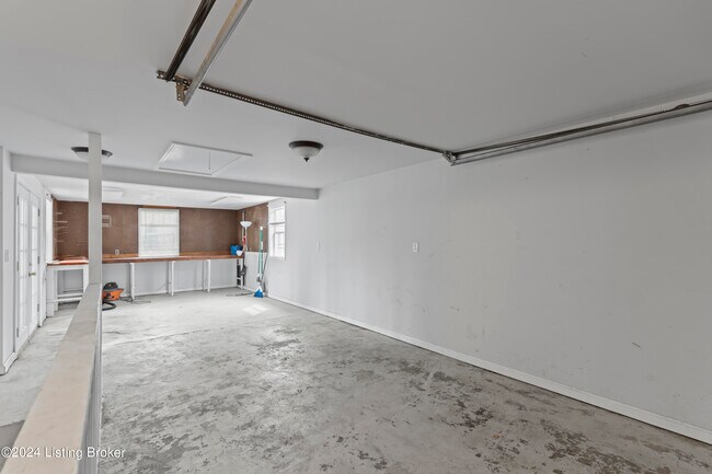 Building Photo - 3810 Norbourne Blvd