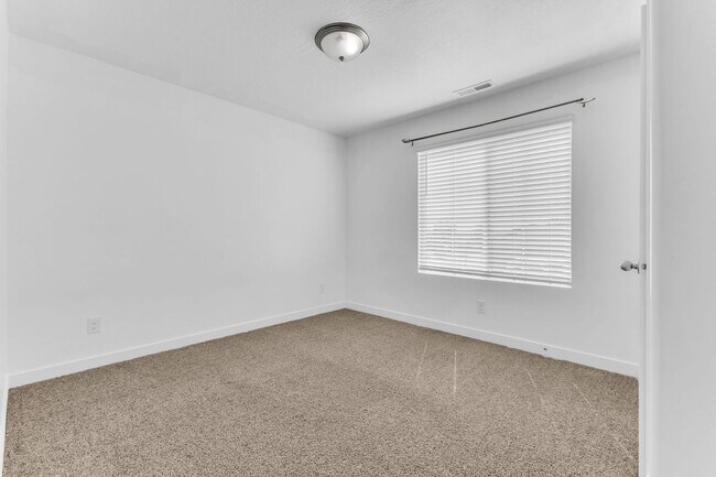 Building Photo - 4018 W 1200 S