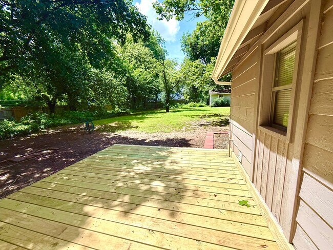 Building Photo - Beautiful 3BD/2BA Home Near OU – Prime Nor...