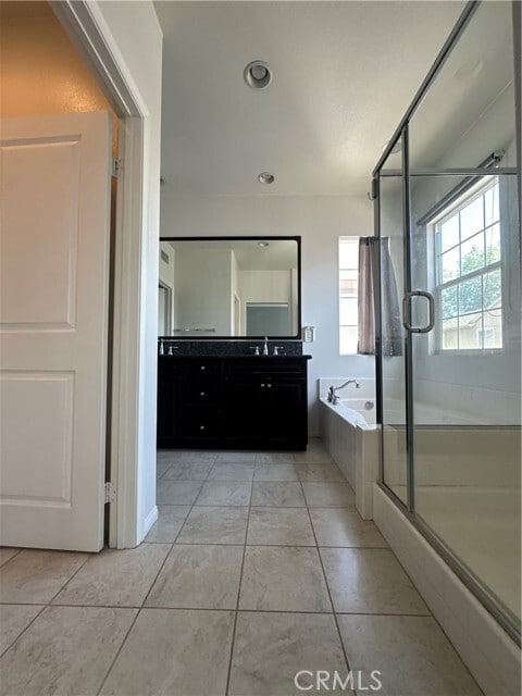 Building Photo - 3224 S Bethany Paseo