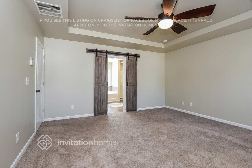 Building Photo - 657 Sunflower Dr