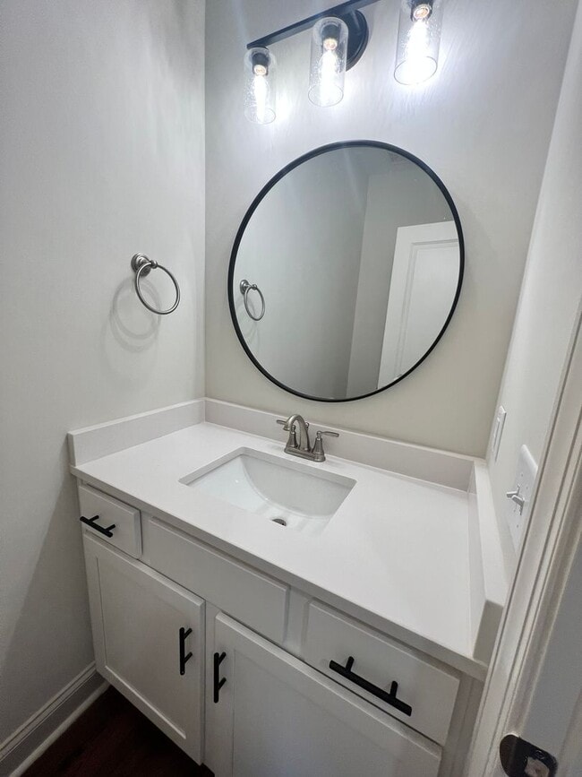 Building Photo - East Longleaf Townhome