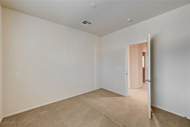 Building Photo - 5536 Danforth Ave