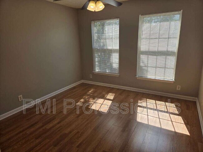 Building Photo - 2050 Nashboro Blvd