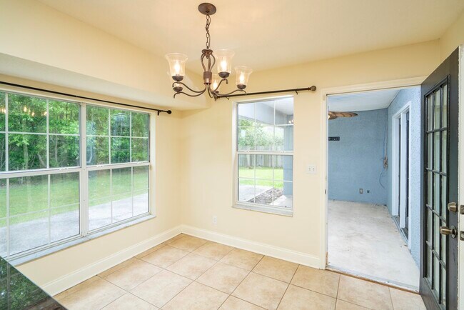 Building Photo - 2116 Wood Stork Ave