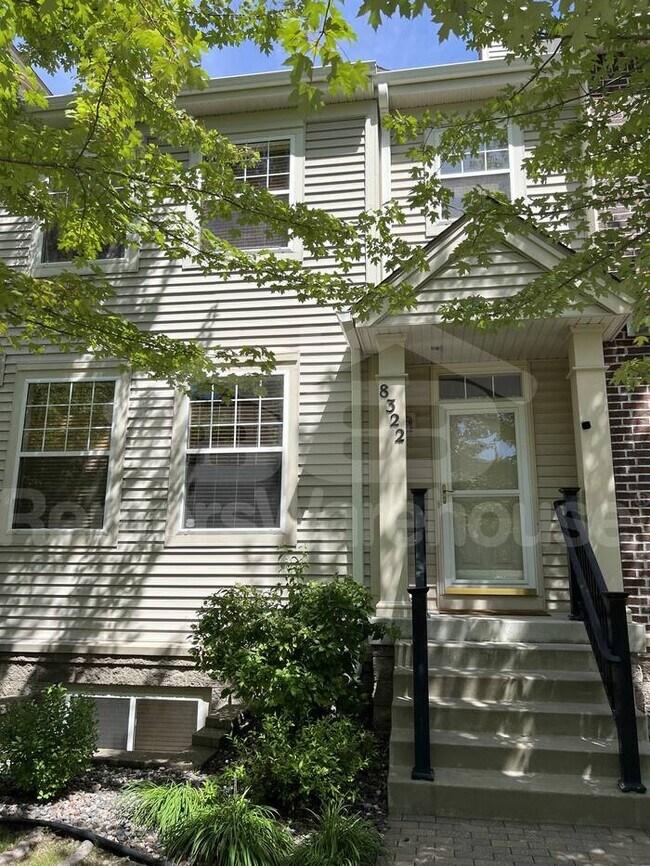 Building Photo - Available Now! Amazing Townhouse 3 Bedroom...