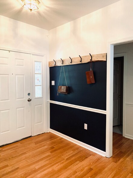 Building Photo - 3040 Sassy Rd