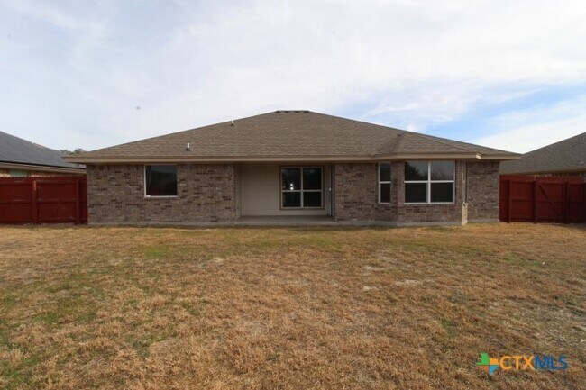 Building Photo - 3517 Settlement Rd