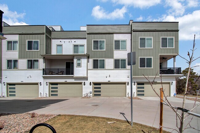 Building Photo - 12121 W 57th Dr