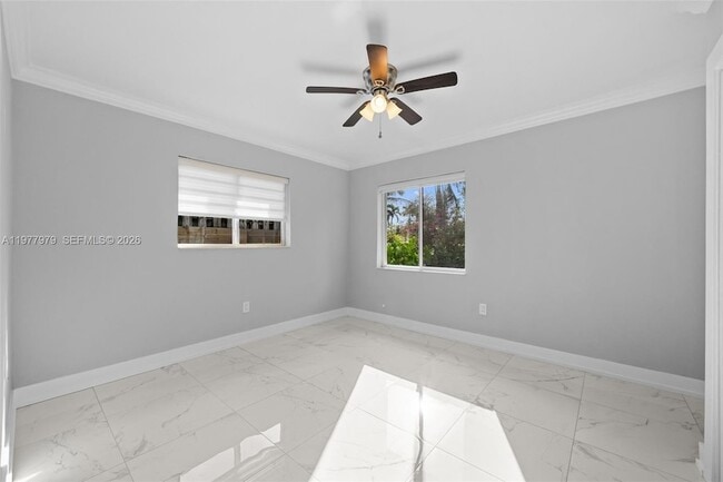 Building Photo - 1519 Biarritz Dr