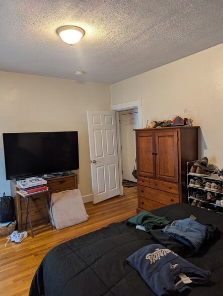 Building Photo - 34 Franklin St