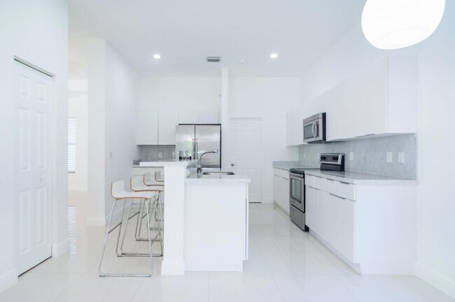 Building Photo - 2002 Schooner Ln