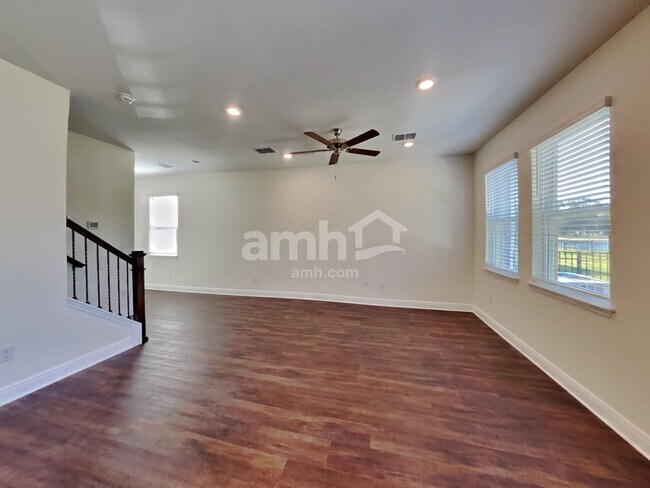 Building Photo - 27296 St Andrews Ave