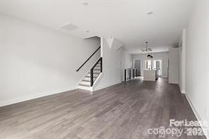 Building Photo - 1212 Minter Pl