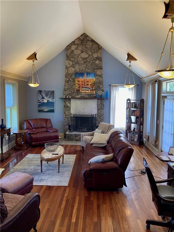 Building Photo - 15 Seabreeze Terrace