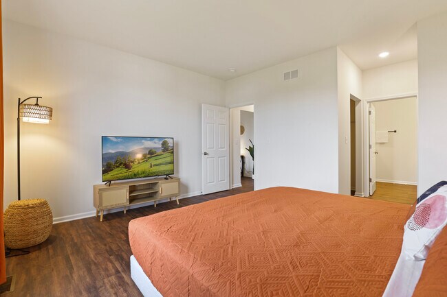 Building Photo - 2310 Truman Trail