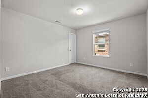 Building Photo - 1047 Raceland Rd