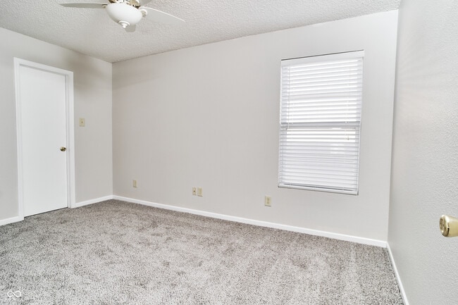 Building Photo - 14169 Clapboard Dr