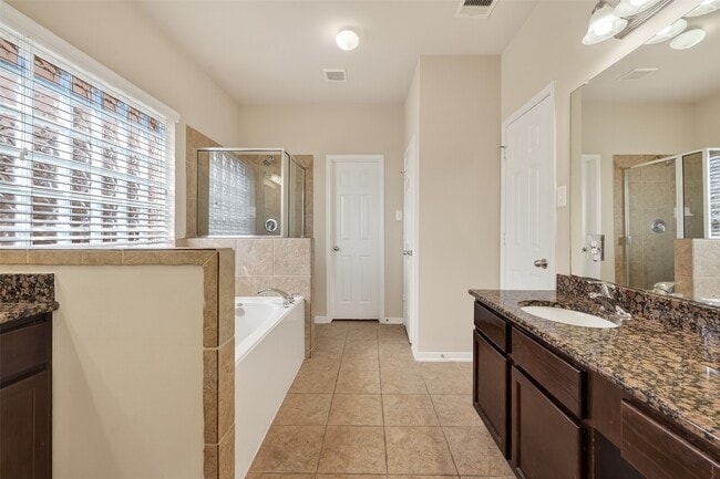 Building Photo - 22007 Castle Hawk Trail