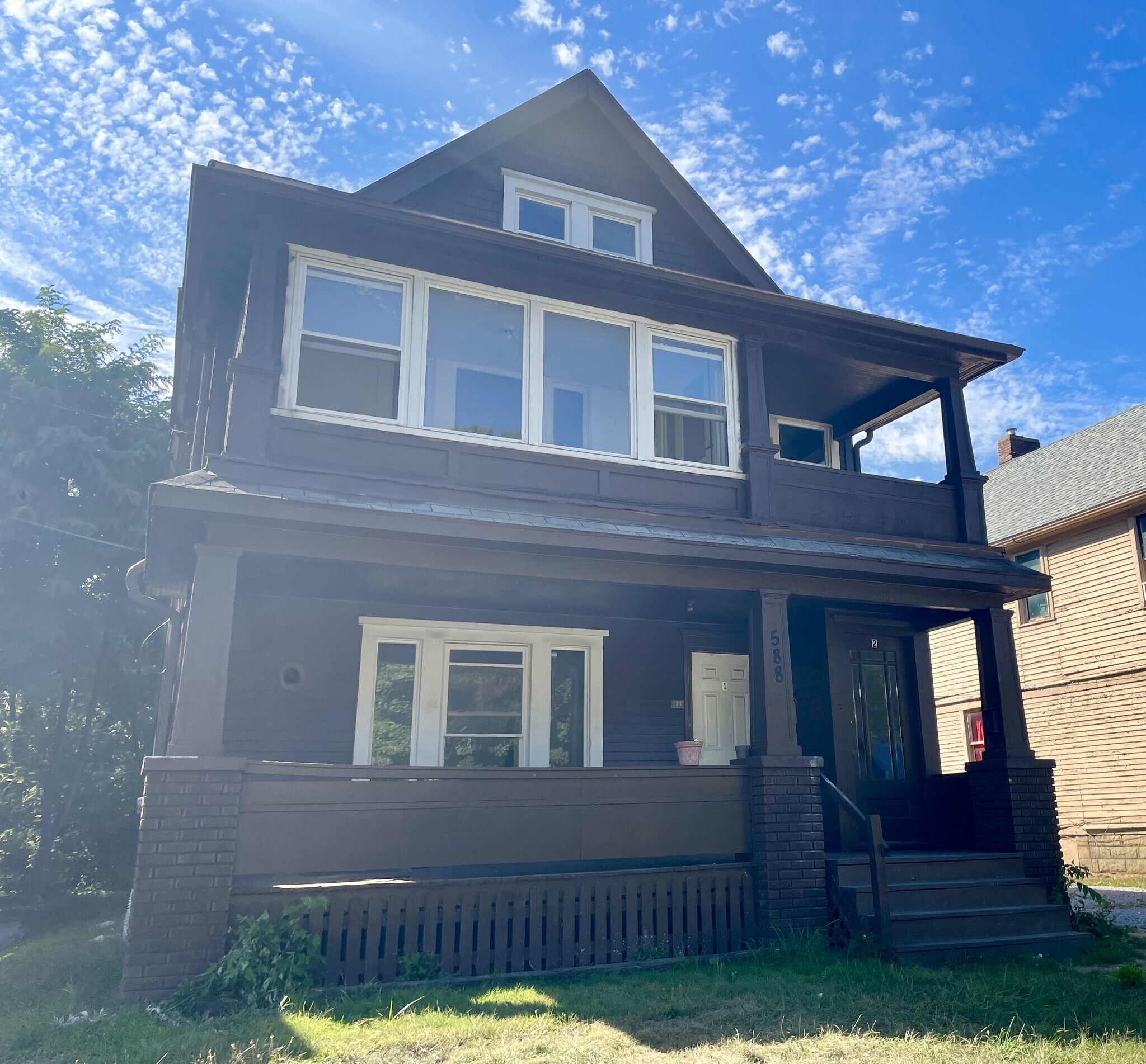 Building Photo - 588 Schiller Ave