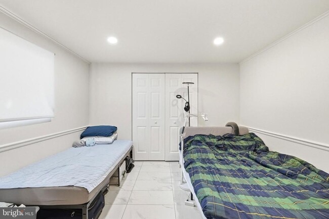 Building Photo - 7810 Kalorama Rd