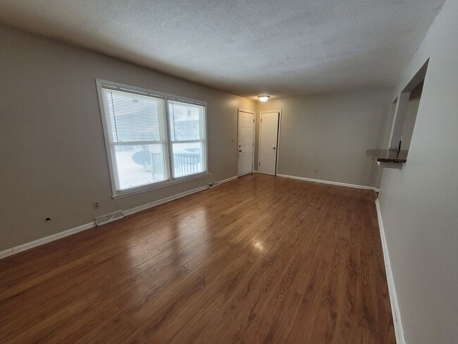 Building Photo - Four Bedroom Single-Family Home