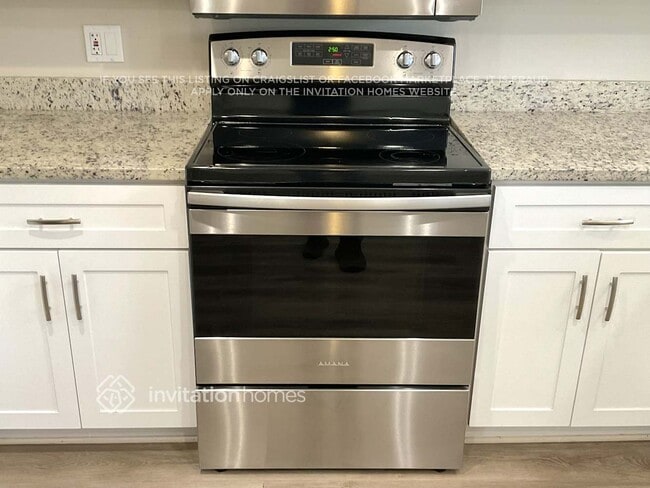 Building Photo - 3142 Wicks Lake Dr