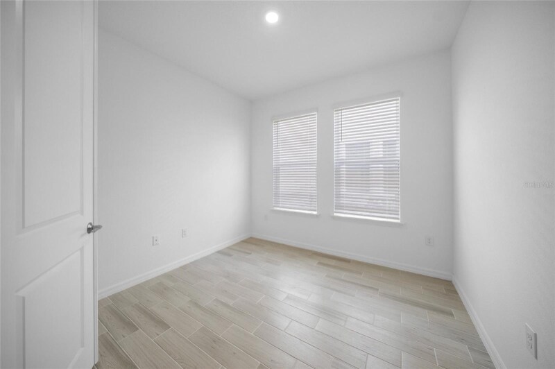 Building Photo - 15161 Shady Palms Ln