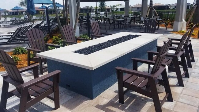 Building Photo - 13415 Coluccio St