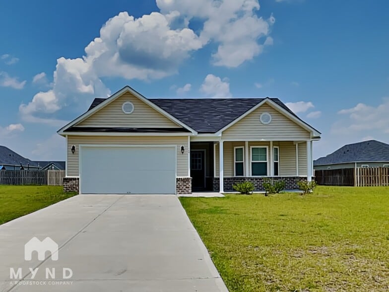 Primary Photo - 118 Dasher Dr