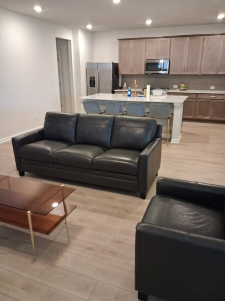 Building Photo - 141 Knockout Rose Dr