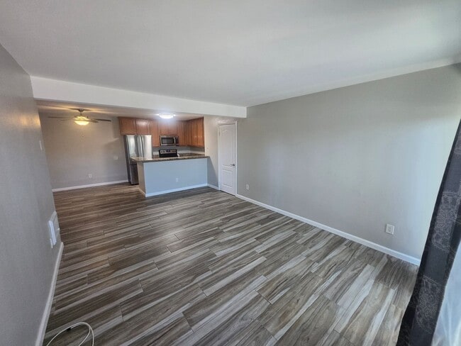 Building Photo - 3454 Castle Glen Dr