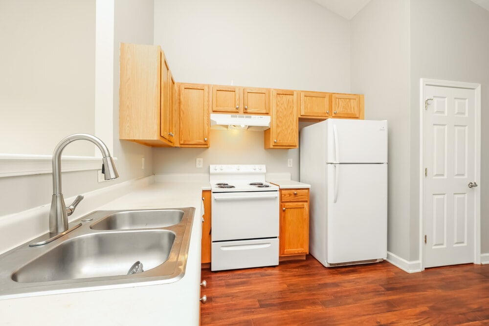 Building Photo - 641 Belgium Dr