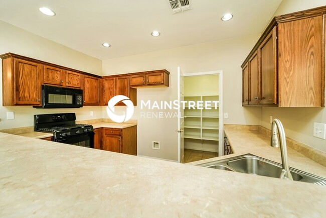 Building Photo - 6512 S De Concini Dr