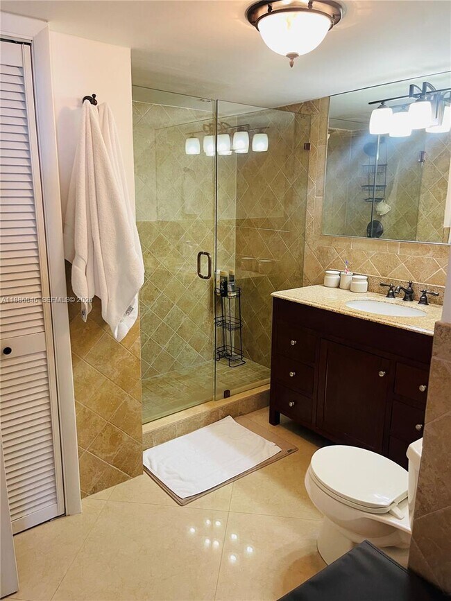 Building Photo - 2750 NE 183rd St