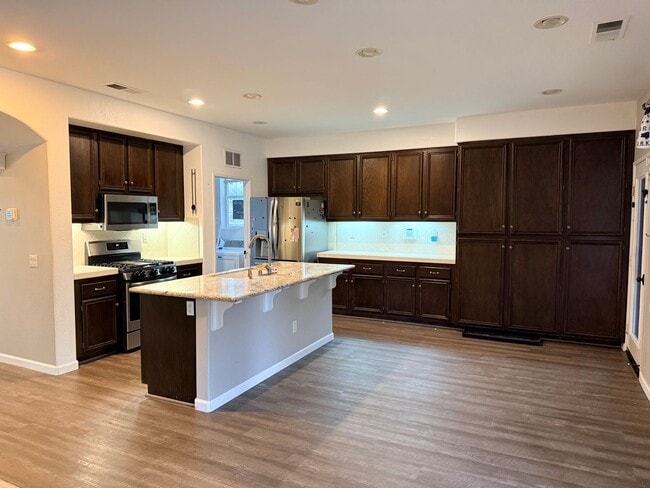 Building Photo - 3 Bed home with RV Parking for Rent in Murrieta