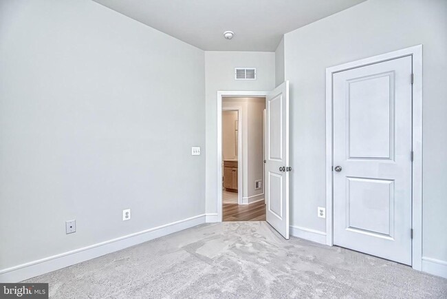 Building Photo - 120 Checkerspot Wy