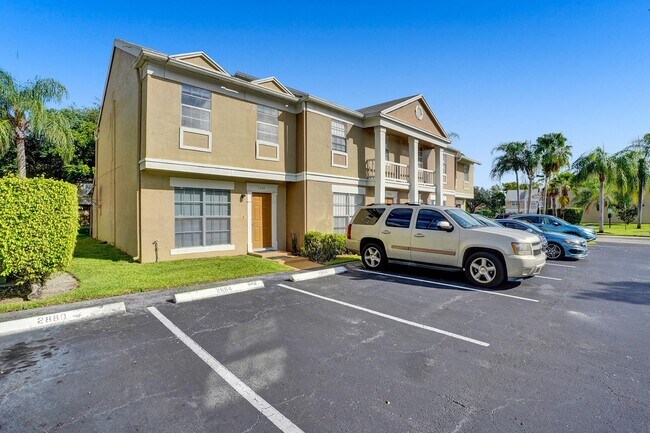 Building Photo - 2884 S Cambridge Ln