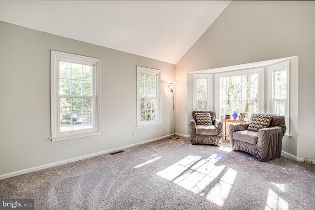 Building Photo - 201 Anchor Cove