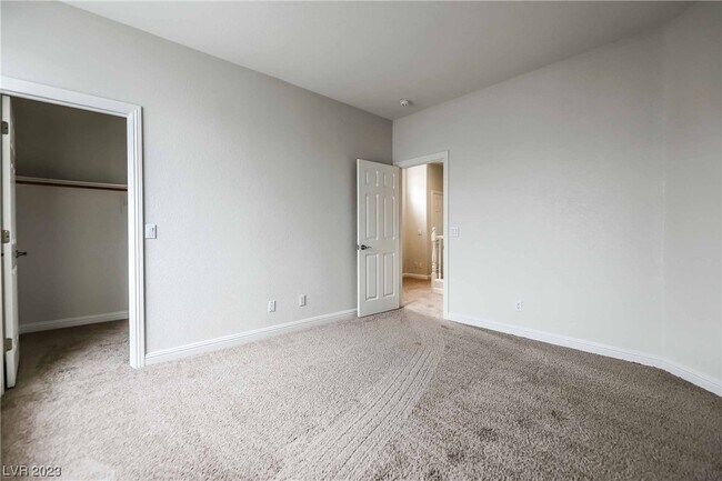 Building Photo - 8345 Hunter Brook St