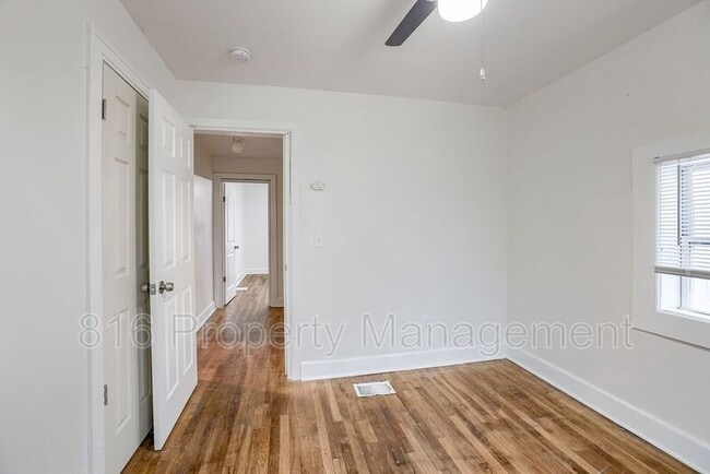 Building Photo - 4109 Monroe Ave