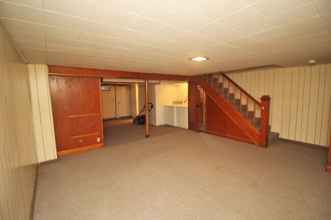 Building Photo - Lovely Towson 3bd/2ba Rowhome w/ CAC & W/D...