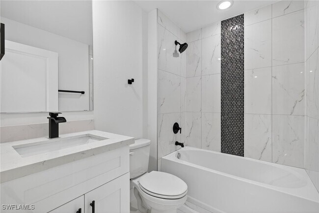 Building Photo - 366 Butler Ave S