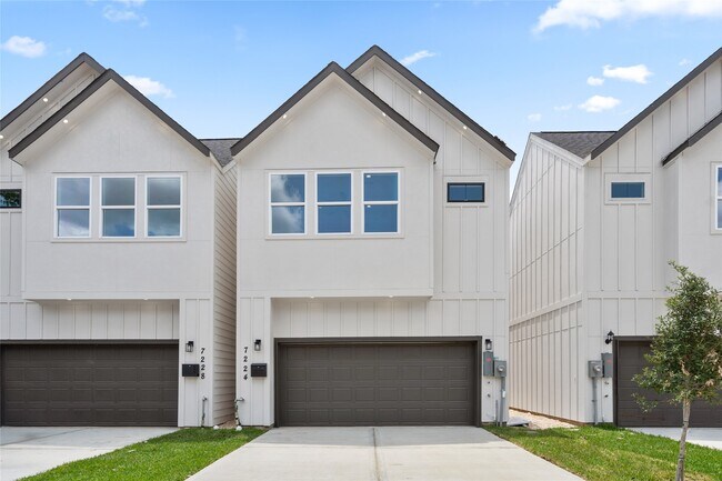 Building Photo - 7224 Avenue B