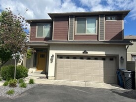 Building Photo - 376 S 780 E